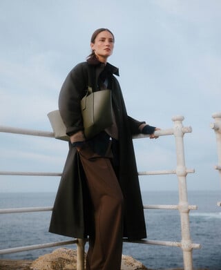 Parka nailon cuello chimenea mujer Parka nailon cuello chimenea mujer