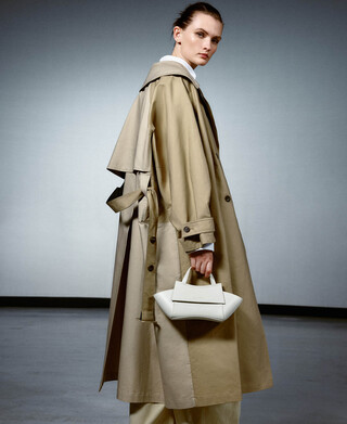 Gabardina bicolor doble solapa