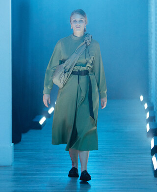 RUNWAY SS22 RUNWAY SS22