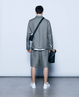 LOOK 08 LOOK 08