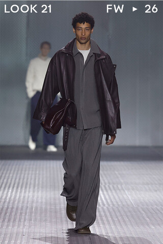 LOOK 21