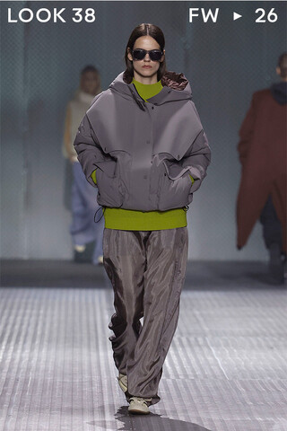LOOK 38