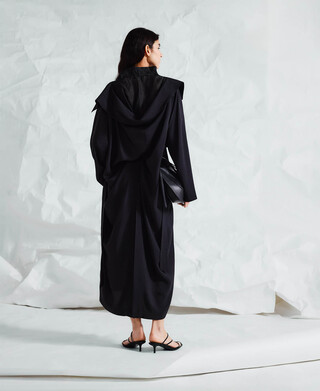 Kombiniertes Kleid mit Stehkragen