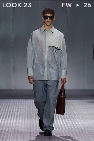 LOOK 23