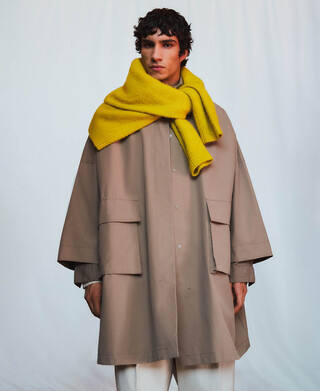 Lapel collar oversize trench coat woman