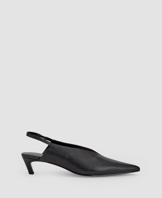 Leather slingback shoe Leather slingback shoe