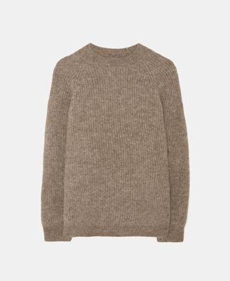 English knit sweater with raglan sleeves