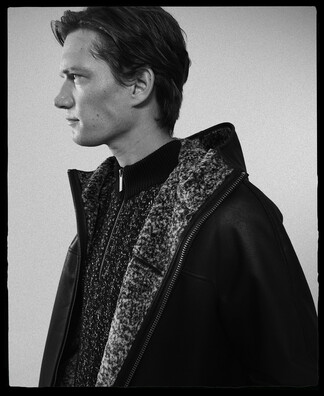 Cotton cardigan with Perkins collar Cotton cardigan with Perkins collar