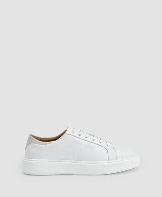 Responsible basic leather sneaker