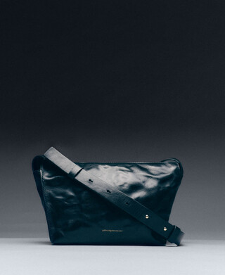 Ori&oacute;n washed leather large crossbody