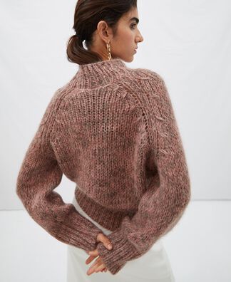 Pullover with chimney collar
