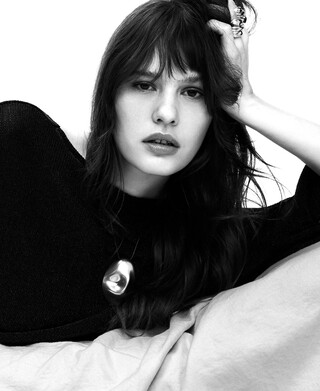 Collar pieza forma org&aacute;nica