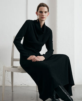 Ruffled fabric long dress Ruffled fabric long dress