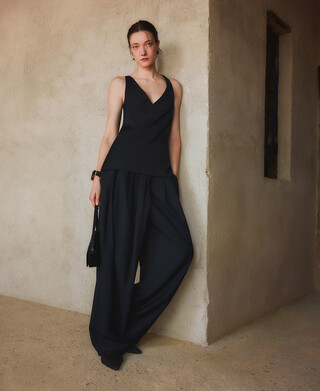 Gilet tailleur dos nu pour femme