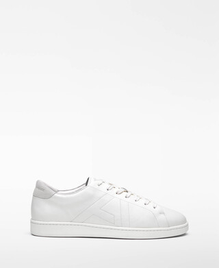 Topstitched maxi logo sneaker