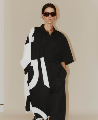 Bufanda bicolor maxi logo jacquard