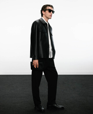 Spread collar leather jacket