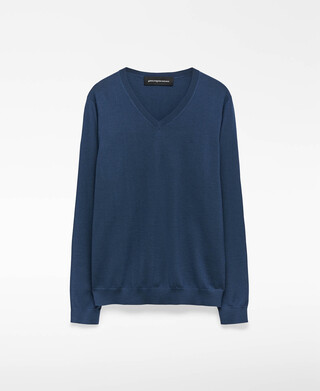 Merino wool V-neck sweater man Merino wool V-neck sweater man