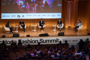 &ldquo;LAS REDES SOCIALES YA NO SON SOLO PARA LOS J&Oacute;VENES&rdquo;