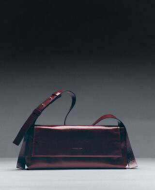 Ori&oacute;n leather shoulder bag
