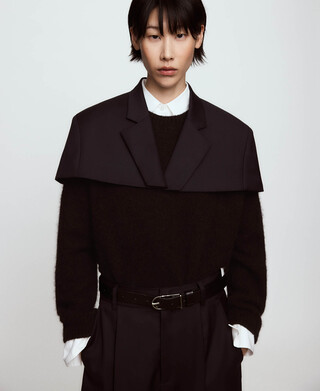 Cape courte structure blazer femme