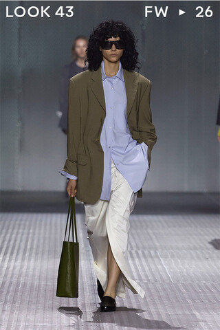 LOOK 43