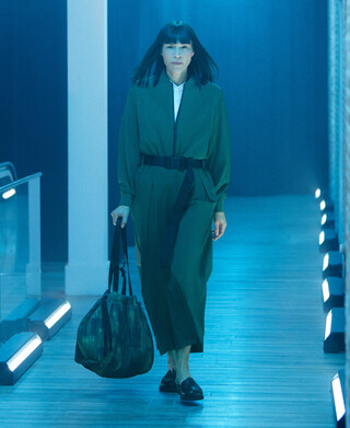 RUNWAY SS22 RUNWAY SS22