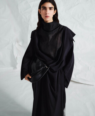 Kombiniertes Kleid mit Stehkragen