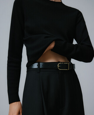 Merino wool crew collar sweater woman Merino wool crew collar sweater woman