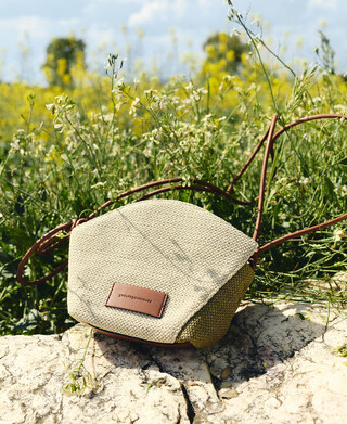 Bandolera Eclipse bicolor textura rafia