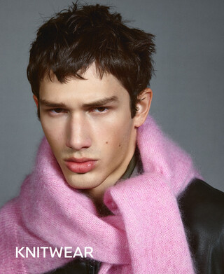 KNITWEAR