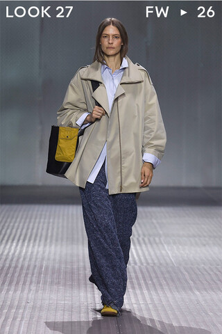 LOOK 27