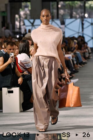 LOOK 13 LOOK 13