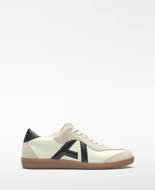 Leather and suede logo sneaker