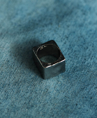 Square metal ring woman Square metal ring woman