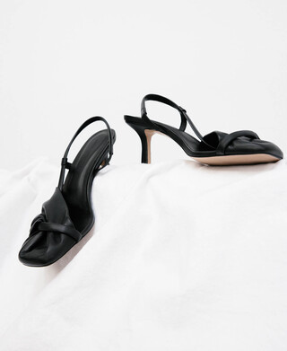 Zapato tac&oacute;n piel fruncida