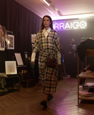 RUNWAY SS22 RUNWAY SS22