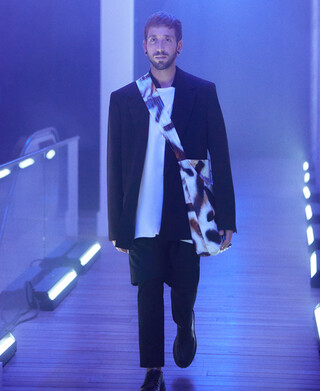 RUNWAY SS22 RUNWAY SS22