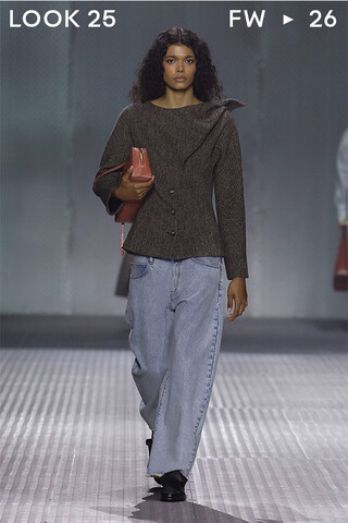 LOOK 25