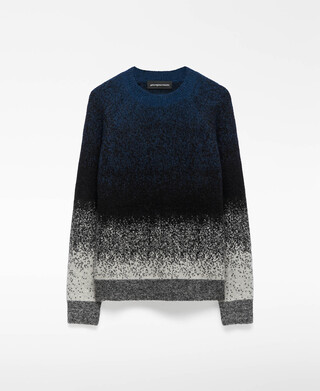 Gradient knit sweater man