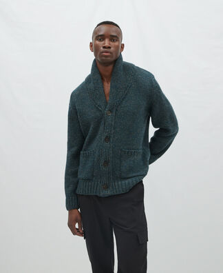 Two pocket knitted cardigan
