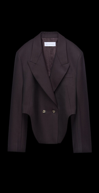 Kurzer, doppelreihiger ma&szlig;geschneiderter Blazer