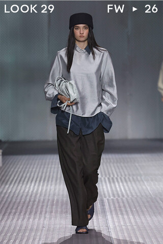 LOOK 29