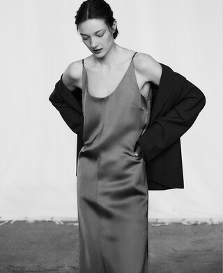 Robe nuisette à bretelles femme