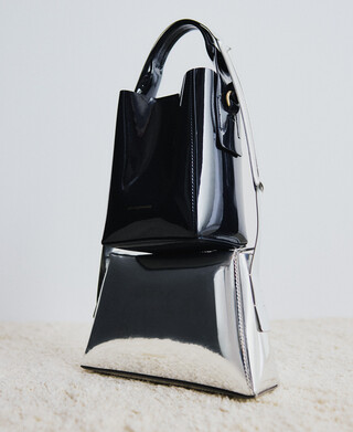 Mica metallic-finish shoulder bag woman