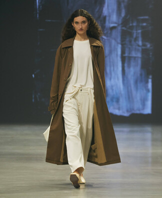LOOK 04 LOOK 04
