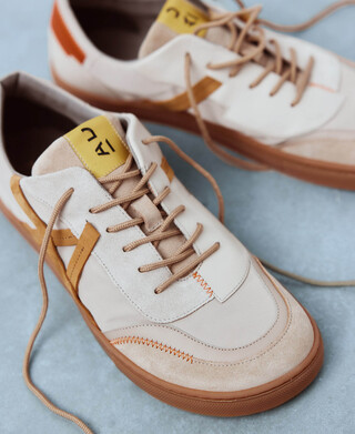 Zapatilla barefoot tiras laterales