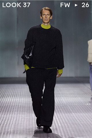 LOOK 37