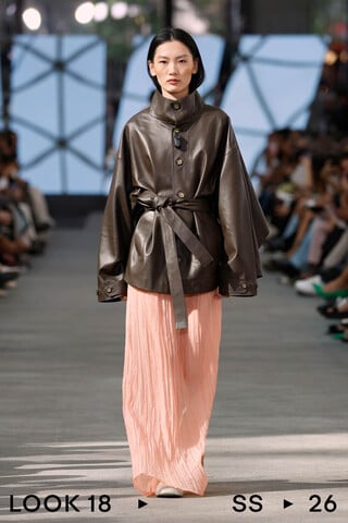LOOK 18 LOOK 18