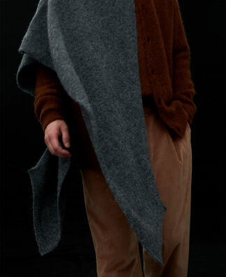Wool and alpaca scarf with collar Wool and alpaca scarf with collar